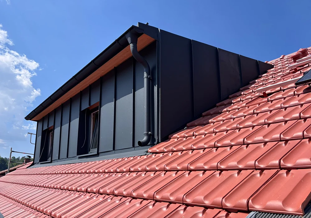 karl-goepfer-heizung-klima-sanitaertechnik-gaubenverkleidung-efh-wasserburg-01